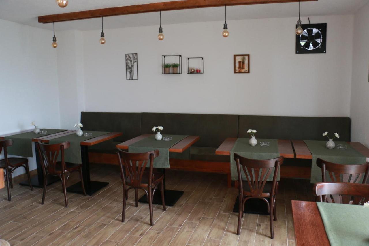 Vila Lucky Kop & Restoran Κοπαόνικ Εξωτερικό φωτογραφία